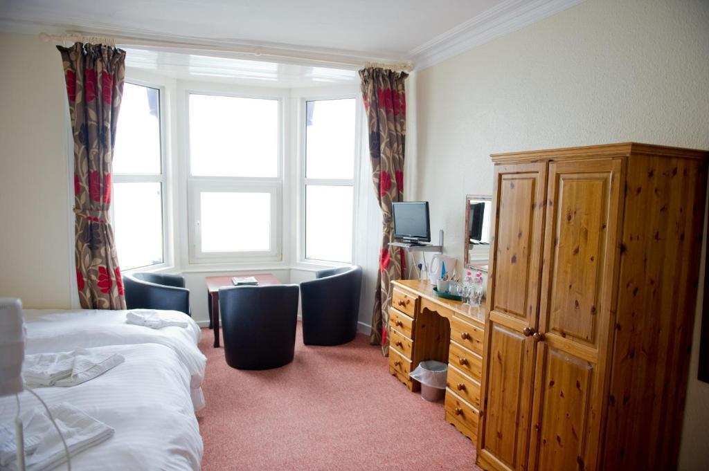 Queensbridge Hotel Aberystwyth Ngoại thất bức ảnh