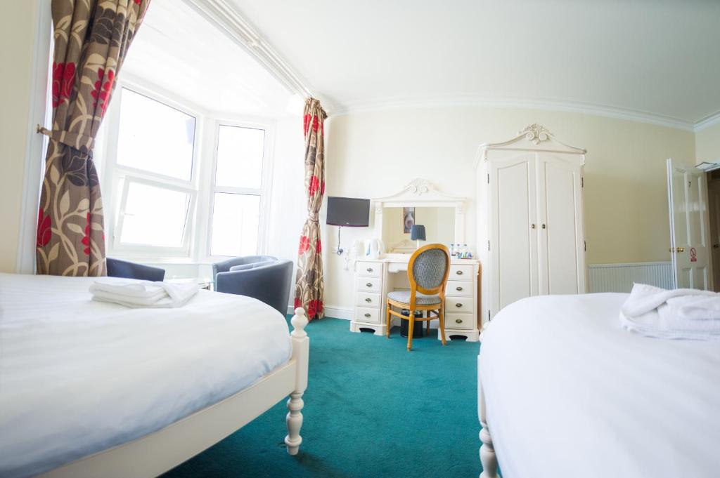 Queensbridge Hotel Aberystwyth Ngoại thất bức ảnh