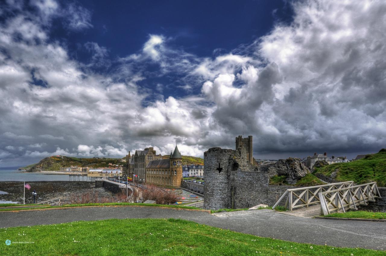 Queensbridge Hotel Aberystwyth Ngoại thất bức ảnh